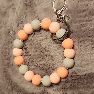 Silicone bead keychain